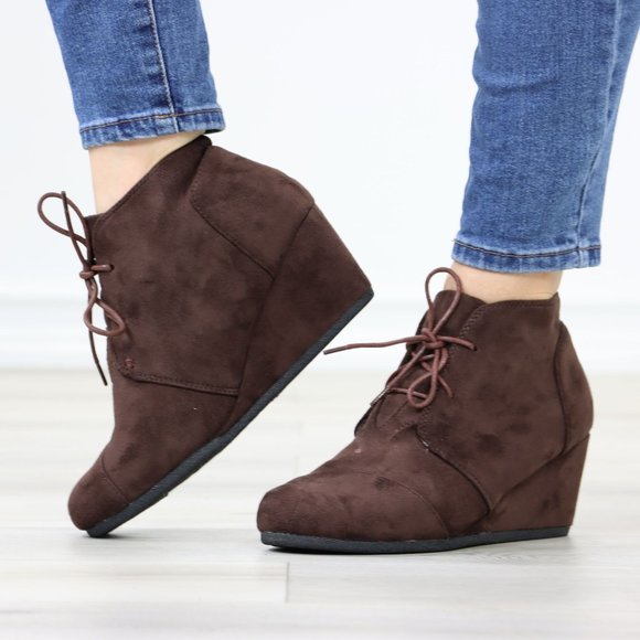 Brown Ankle Boots Wedge Heel Faux Suede Round Toe Lace Up - Picture 10 of 12